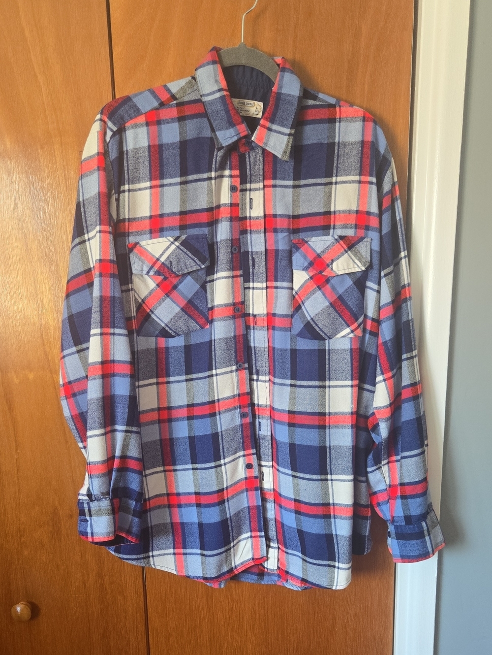 Men's Blue and Red Plaid Flannel Shirt - Classic Button-Up; Size Large